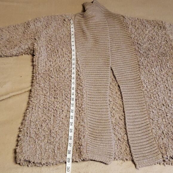 EXPRESS fuzzy cardigan  - Picture 6 of 10
